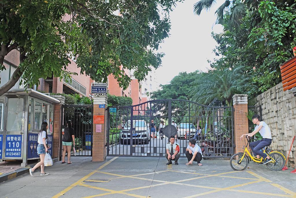 Xiaohua'S Home Dafen Branch Shenzhen Exterior photo